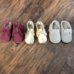 3 pairs of baby girls moccasins